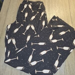 Soma Sz. Medium Black "Champaign" Pajama Pants